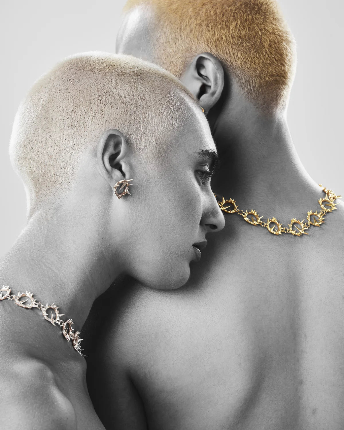 SPIKED NECKLACE